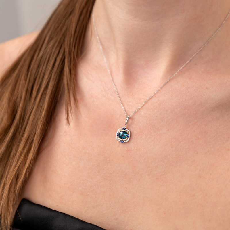 Pandantiv cu Lant Aur 18k Diamante, Safire, London Blue Topaz DERUVO