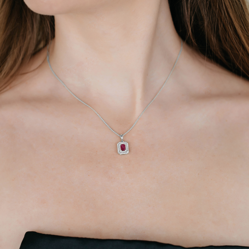 Pandantiv cu Lant Aur 18k Diamante, Rubin DERUVO Pandantiv cu Lant Aur 18k Diamante, Rubin DERUVO