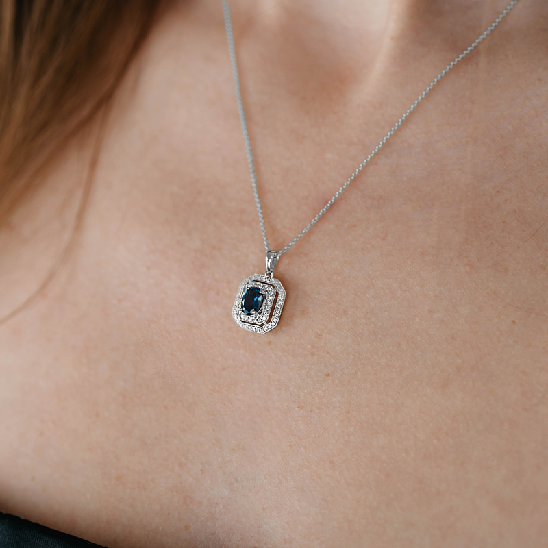 Pandantiv cu Lant Aur 18k Diamante, Safire DERUVO