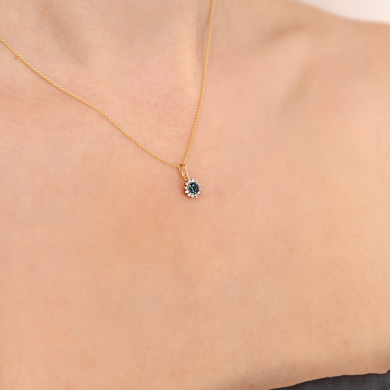 Pandantiv Aur 18k Diamante, London Blue Topaz DERUVO