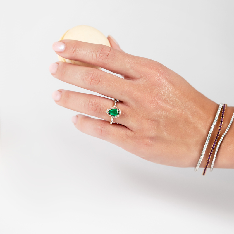 Inel Aur 18k Diamante, Smarald DERUVO Inel Aur 18k Diamante, Smarald DERUVO