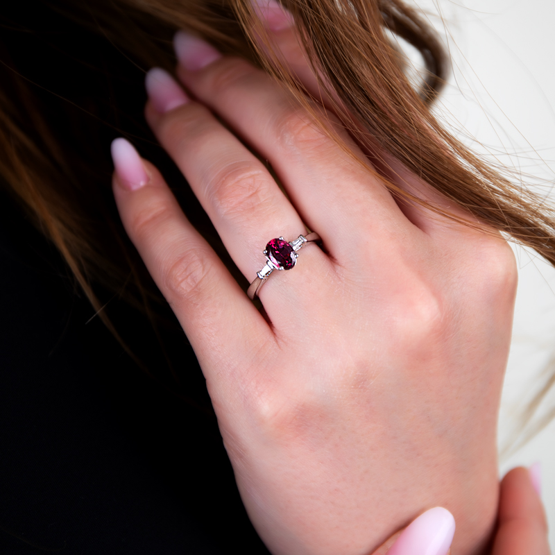 Inel Aur 18k Diamante, Rodolit DERUVO